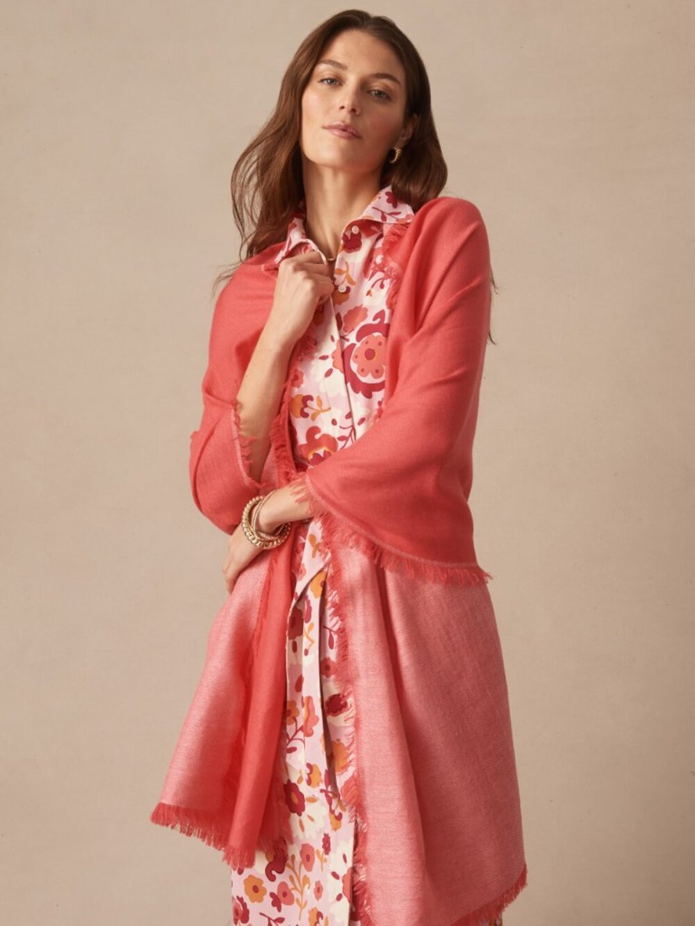 J McLaughlin Carey Cashmere Scarf - Coral/Pink NEW - Picture 2 of 3